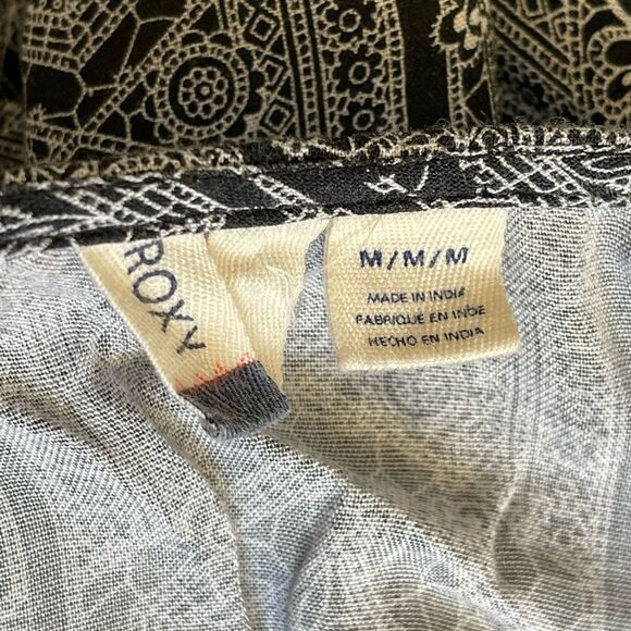 Roxy Women dress.  - Picture 7 of 8